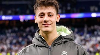 Real Madrid'in resmi sitesi Arda Güler'i öve öve bitiremedi