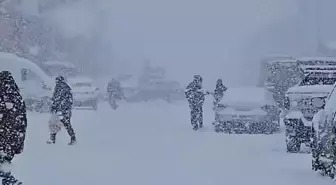 Doğu buz kesti; 2 ilçe eksi 25 dereceyi gördü