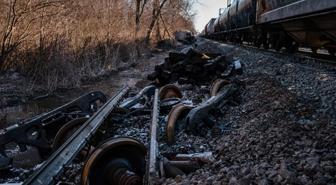 Meksika'da yolcu treninin raydan çıkması sonucu 13 kişi öldü, 98 kişi yaralandı