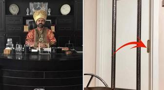 Seçime böyle gidiyor: Makam odasında padişah kıyafetiyle poz veren oda başkanı