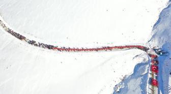 Eksi 22 derecede Sarıkamış şehitleri için yürüdüler