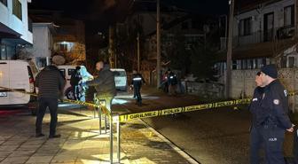 Sokak ortasında silahla vurulmuş halde bulunan bir kişi hayatını kaybetti