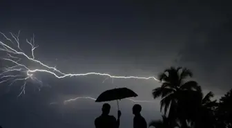 Ruanda'da yıldırım isabet eden 9 kişi öldü