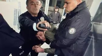 Bursa Büyükşehir Belediye Başkanı Bozbey'e saldırı girişimi! Şahıs tanıdık çıktı