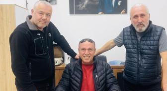 200 gram altını montunda unuttu, dürüst esnaf sahibine teslim etti