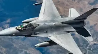 Tayvan'da F-16 savaş uçağı eğitim uçuşunda düştü