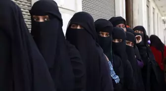 Hindistan'da yüzü büyük ölçüde kapalı müşterilerin kuyumculara girişi yasaklandı