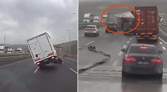 Rüzgarın şiddetine tonlarca ağırlıktaki araçlar bile dayanamadı: TIR'lar otoyolda devrildi