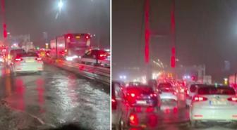 İstanbul'a yağmur fena geldi! Sürücü bile şaştı kaldı