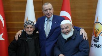 Cumhurbaşkanı Erdoğan, Düzceli asırlık çınarlarla bir araya geldi
