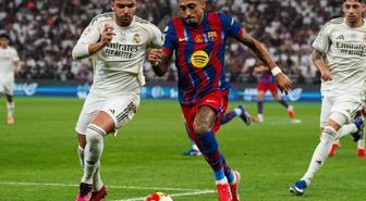 Uzatmalarda tam 3 gol! El Clasico'yu kazanan Barcelona şampiyon oldu