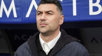 Hakemin üzerine yürüyen Burak Yılmaz, gördüğü kırmızı kart için özür diledi