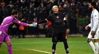 Mauro Icardi'den Arda Akbulut'a tebrik