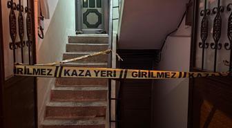 Merdiven boşluğunda ölü bulundu
