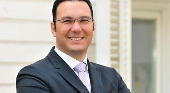 Aydın Doğan'ın damadı, Tavuk Dünyası ve Dürümle'deki hisselerinin yüzde 44'ünü sattı