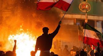 İran'da tansiyon düşüyor mu? Peş peşe iki hamle geldi