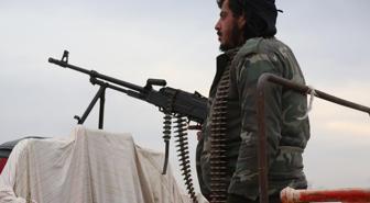 Suriye ordusu Halep'in doğusuna girdi, YPG çekiliyor