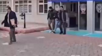 Bu bir çocuk! 'Zengin olma' vaadine kandı, babasının başını yaktı