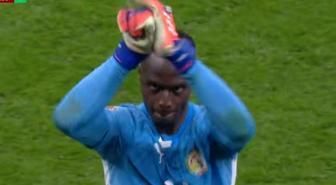 Defalarca yaptı! Dev finale damga vuran kare