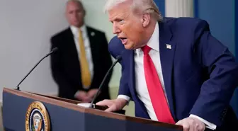 Trump'tan muhabirin Grönland sorusuna olay yanıt: Göreceksin