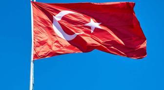 Kocaeli'de yıpranmış Türk bayrağına yapılan uygulamayla ilgili 3 kişi tutuklandı