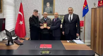 Çiftçiden mest eden hareket! Tarlalarını, evini ve yazlığını jandarmaya bağışladı