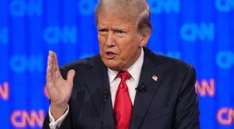 Trump: İran'a doğru ilerleyen büyük bir gücümüz var