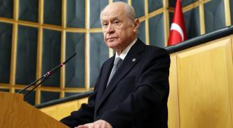 DEM heyeti, Öcalan'ın Bahçeli'ye hediye olarak gönderdiği kilimi vermiş