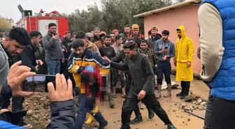 Kenti sağanak vurdu! Oynarken tahliye kanalına düşen 3 yaşındaki çocuk hayatını kaybetti