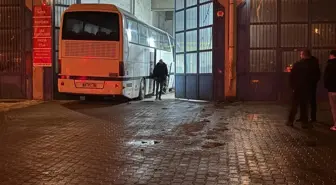 Bakım yaptığı otobüsün altında kalan tamirci hayatını kaybetti