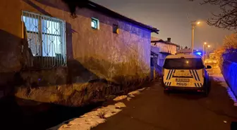 Hastanede 2 günlük bebeklerinin acı haberini aldılar