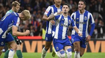 Önlerine geleni yeniyorlar! Bu takımı durdurabilene aşk olsun