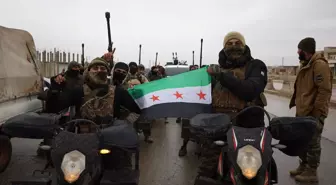 Suriye ordusunda Türkçe emirler ortalığı karıştırdı! Görüntülerin iç yüzü ortaya çıktı