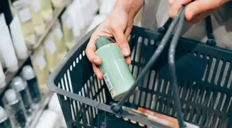 Türkiye'de de satılıyordu! Dev kozmetik markası iflas bayrağını çekti