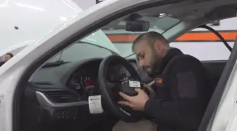 Aracını satmak isterken alıcıya cebinden para verdi! Eksperde dünyas başına yıkıldı