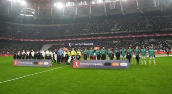 Beşiktaş'ın yeni transferi Asllani, 6 dakikada kırmızı kart gördü