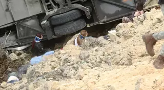 Katliam otobüsünden sağ kurtulanlar o anları anlattı: İnsanlar düşmeye başladı, tutamadım