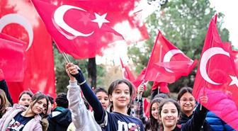 2025-2026 eğitim-öğretim yılının ikinci dönemi 'Bayrak Sevgisi' ile başladı