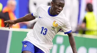 Fenerbahçeliler çıldırdı! Kante'yi havalimanında karşılamaya ne ile gideceklerini tahmin bile edemezsiniz