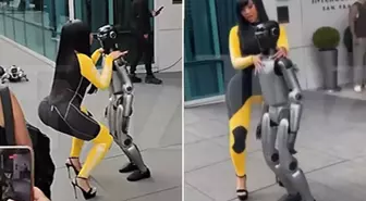 Cardi B rezil oldu! Robotla yaptığı dans kötü bitti