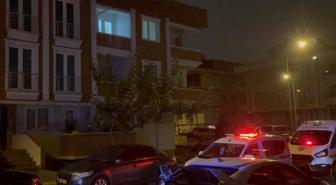 Telefon kavgası facia ile bitti! Yeğenini dövdü, ablasını bıçaklayıp balkondan atladı