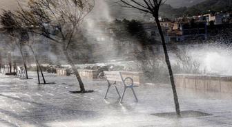 Nils Fırtınası İspanya ve Portekiz'i vurdu! Kırmızı alarma geçtiler