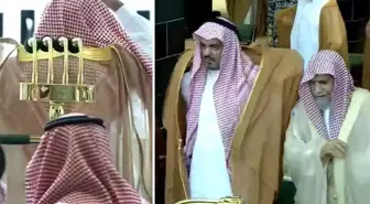 Mekke'de yağmur duasına damga vuran görüntü: Cüppeler ters giyildi