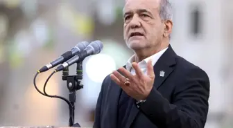 İran Cumhurbaşkanı Pezeşkiyan kendi maaşını açıkladı, halka destek verdi