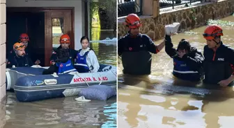 24 saatte 74 kilogram yağış! Su göğüs hizasına çıktı, vatandaşlar botla kurtarıldı