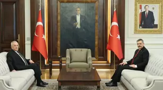 Mehmet Ağar yeni İçişleri Bakanı Mustafa Çiftçi'yi ziyaret etti