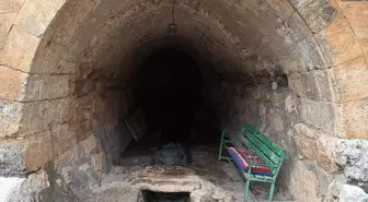 380 yıllık camide tarihi an! Birden canlandı, köylüler sevinçten dört köşe oldu