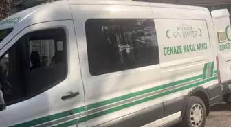 Düğün salonu önünde silahlı saldırıya uğrayan genç kurtarılamadı