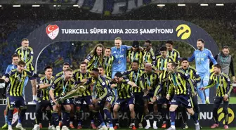 Fenerbahçe'de sakatlık şoku! Yıldız isim bıçak altına yattı