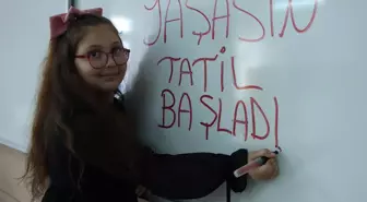 Ara tatil kaldırılacak mı? Bakan Tekin'den öğrencileri üzecek sözler